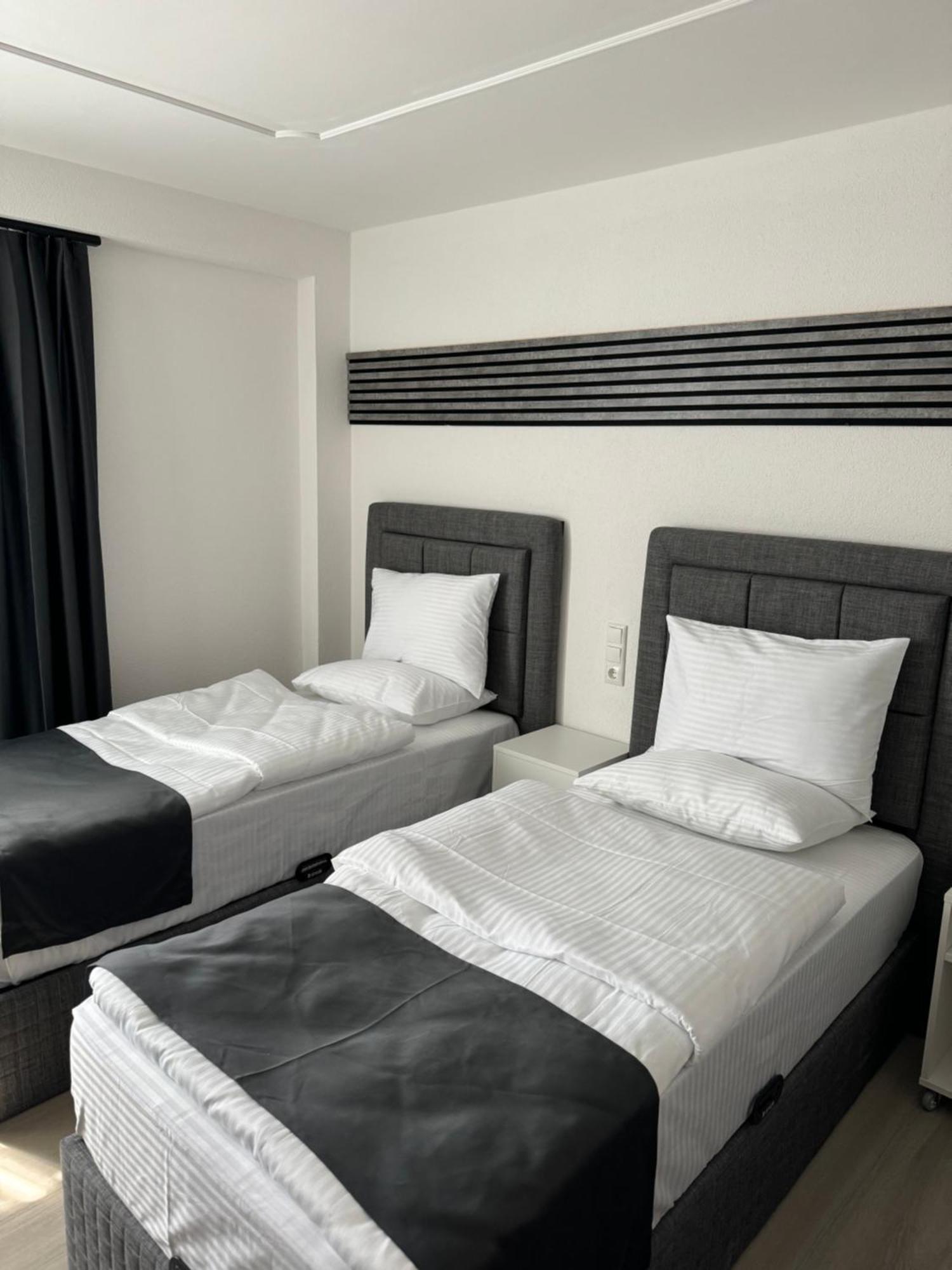 Dido Diamond Hotel Dietzenbach Exterior photo